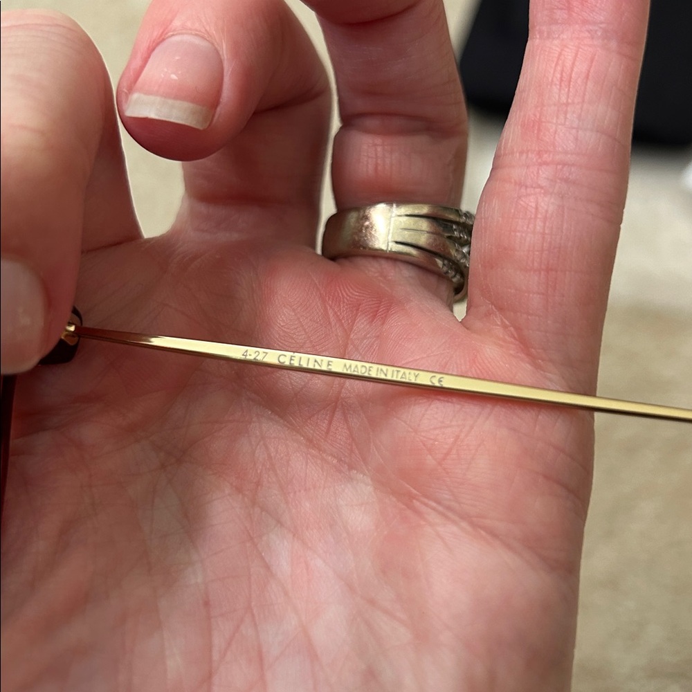 Celine Celine CL40020I Burgundy Sunglasses NWT includes Pouch and Cloth - Picture 9 of 17